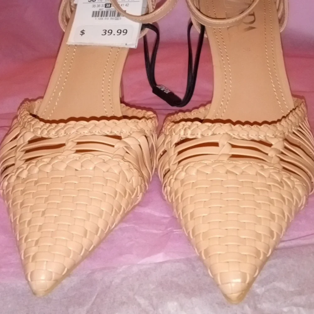 tan mid heel, strappy pump - Picture 1 of 4